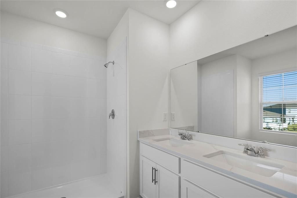 For Sale: $318,990 (4 beds, 2 baths, 2308 Square Feet)