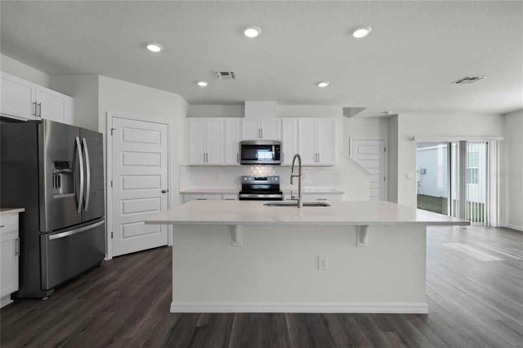 For Sale: $318,990 (4 beds, 2 baths, 2308 Square Feet)