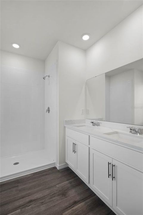 For Sale: $318,990 (4 beds, 2 baths, 2308 Square Feet)