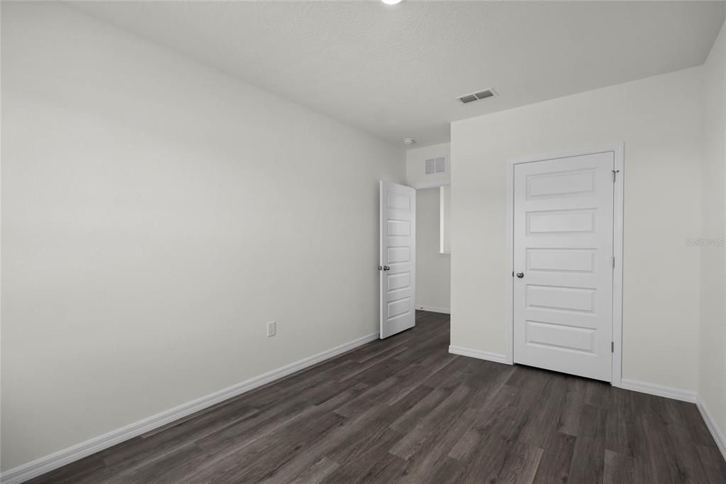 For Sale: $318,990 (4 beds, 2 baths, 2308 Square Feet)