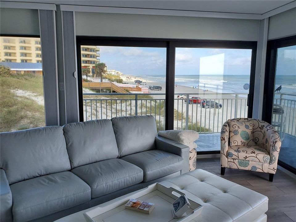 For Rent: $6,285 (3 beds, 2 baths, 1240 Square Feet)