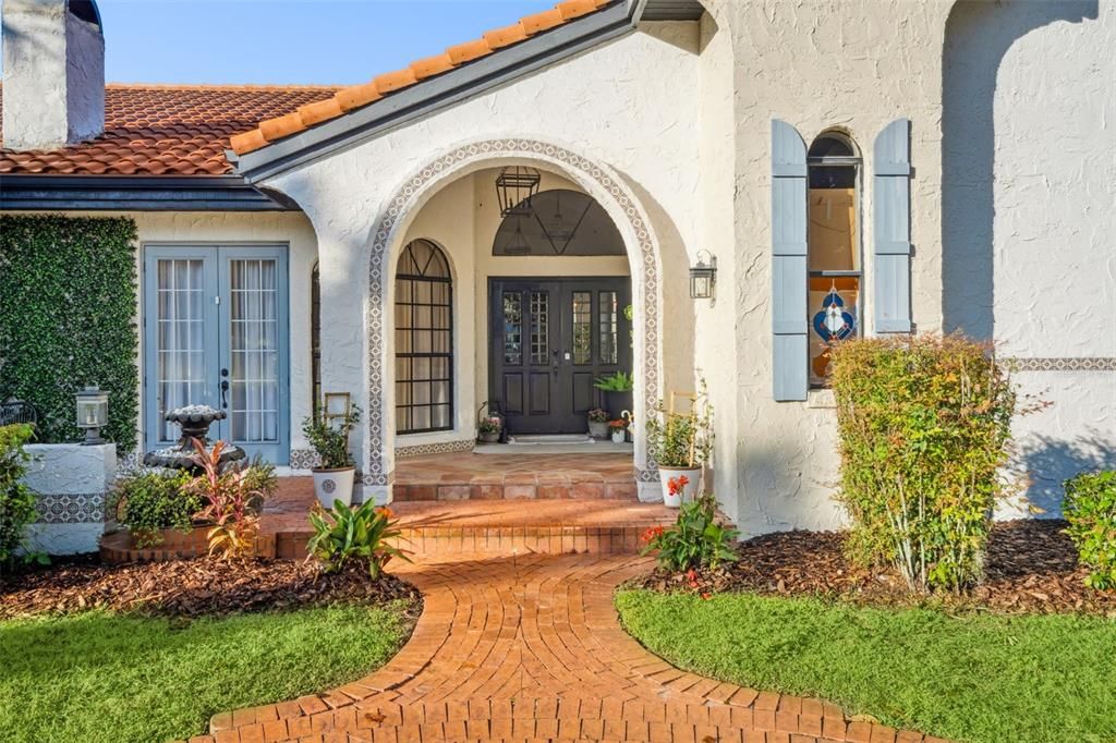 For Sale: $1,200,000 (5 beds, 4 baths, 3190 Square Feet)