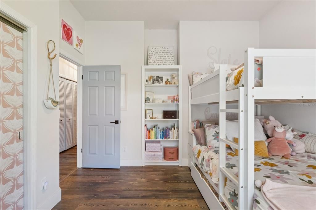 For Sale: $1,200,000 (5 beds, 4 baths, 3190 Square Feet)