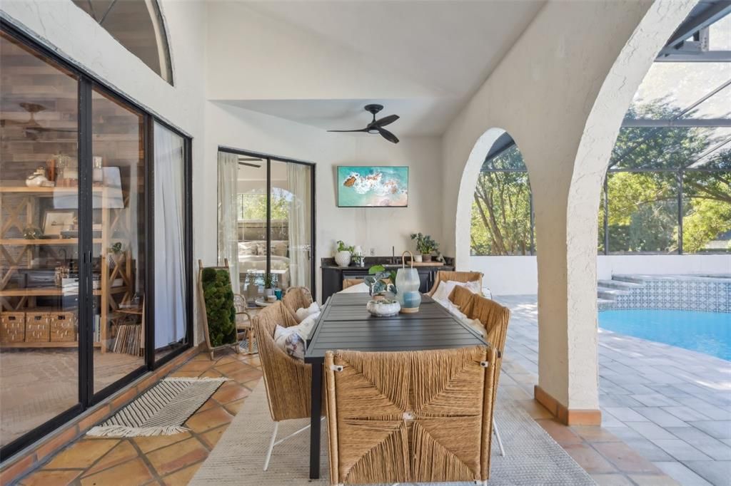 For Sale: $1,200,000 (5 beds, 4 baths, 3190 Square Feet)