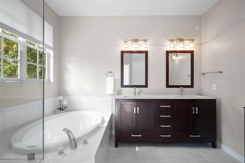 待售: $499,747 (3 贝兹, 2 浴室, 1792 平方英尺)