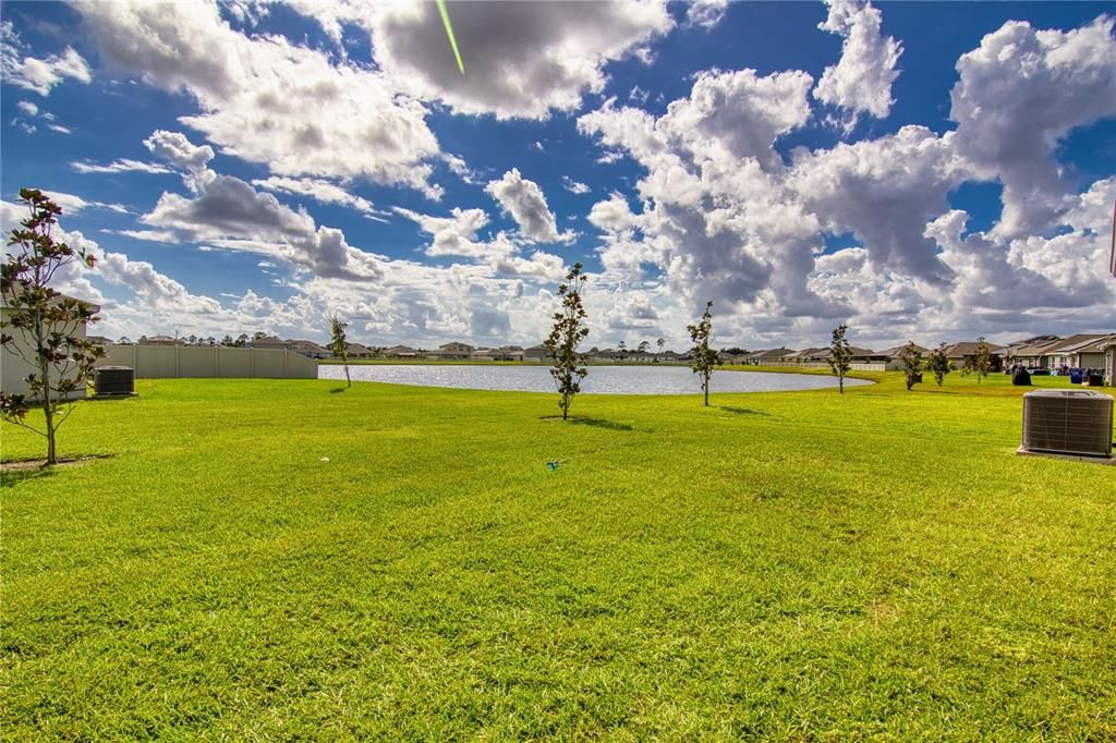 For Rent: $2,200 (4 beds, 2 baths, 1936 Square Feet)