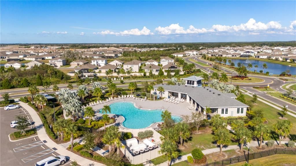 Под контрактом: $325,000 (3 спален, 2 ванн, 1672 Квадратных фут)