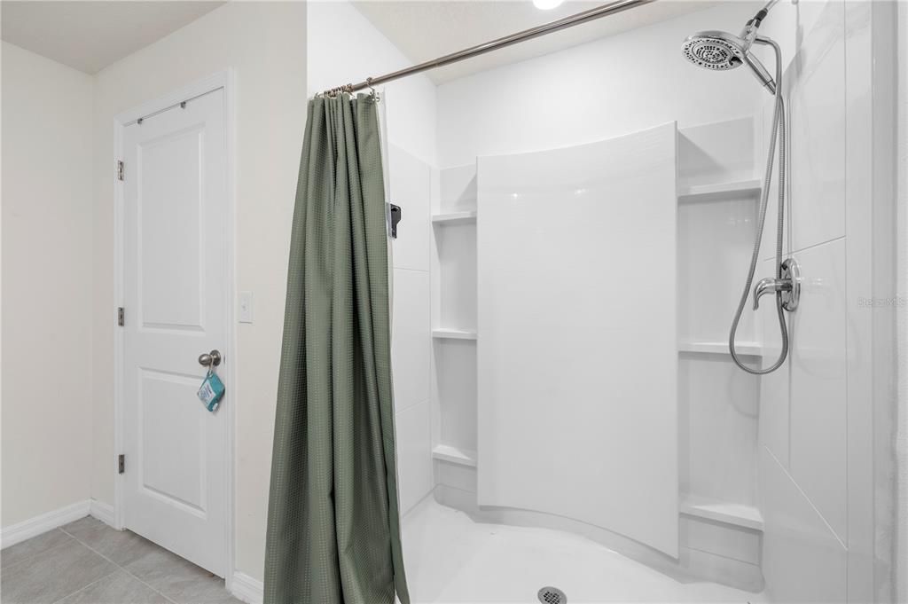 Под контрактом: $325,000 (3 спален, 2 ванн, 1672 Квадратных фут)