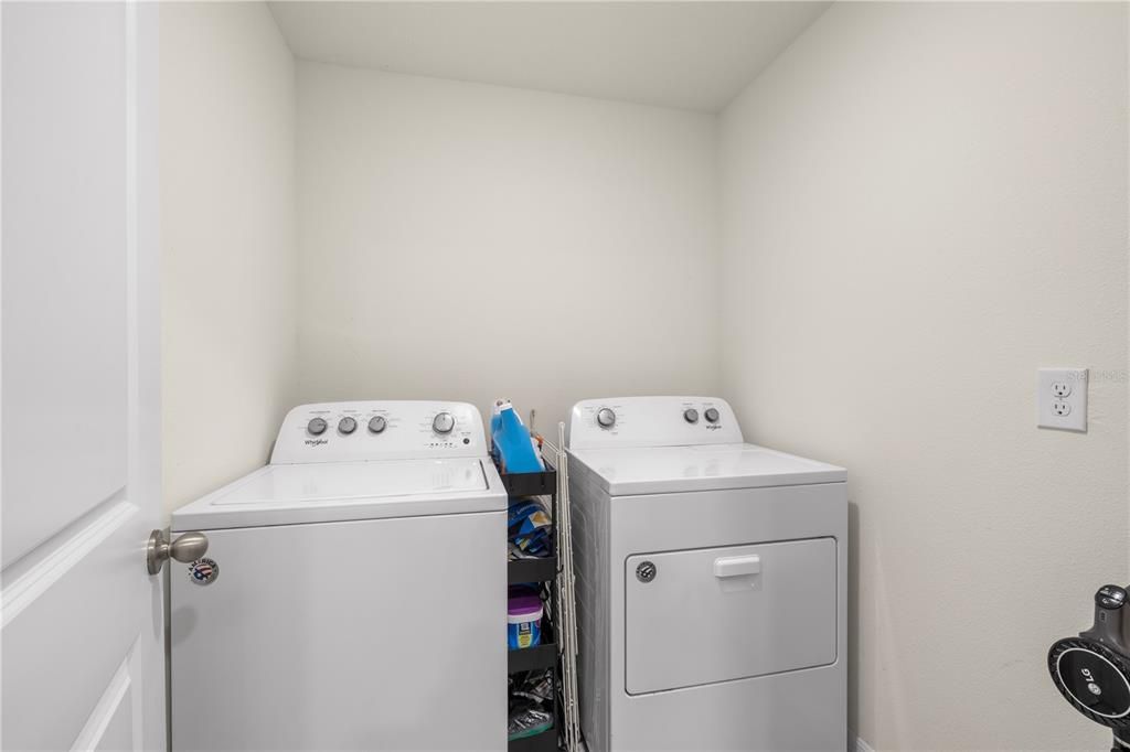 Под контрактом: $325,000 (3 спален, 2 ванн, 1672 Квадратных фут)