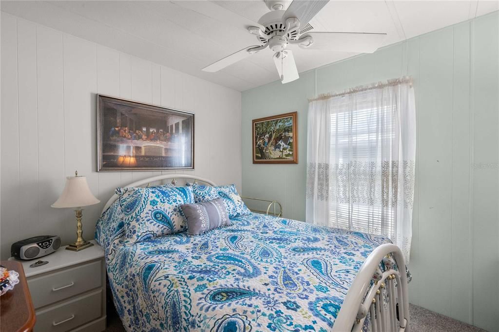 Active With Contract: $140,000 (2 beds, 2 baths, 1160 Square Feet)