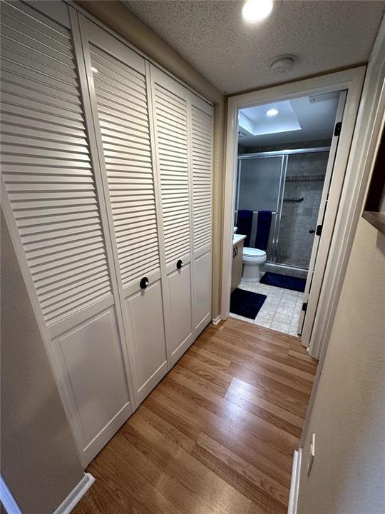 For Sale: $419,000 (2 beds, 2 baths, 1030 Square Feet)