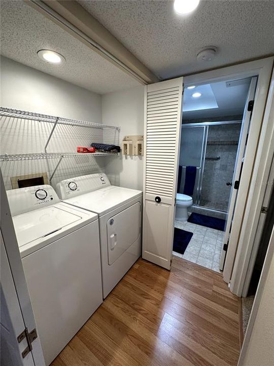 For Sale: $419,000 (2 beds, 2 baths, 1030 Square Feet)