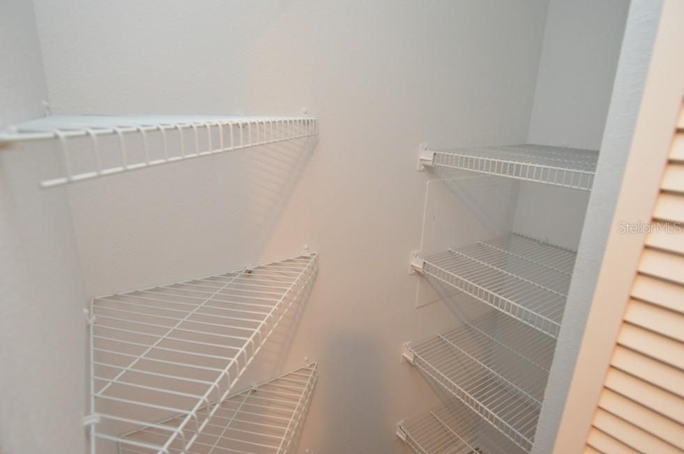 For Sale: $419,000 (2 beds, 2 baths, 1030 Square Feet)