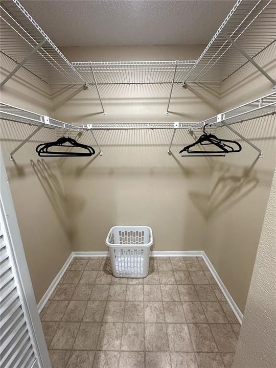 For Sale: $419,000 (2 beds, 2 baths, 1030 Square Feet)