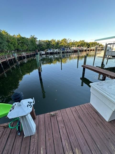 For Sale: $419,000 (2 beds, 2 baths, 1030 Square Feet)