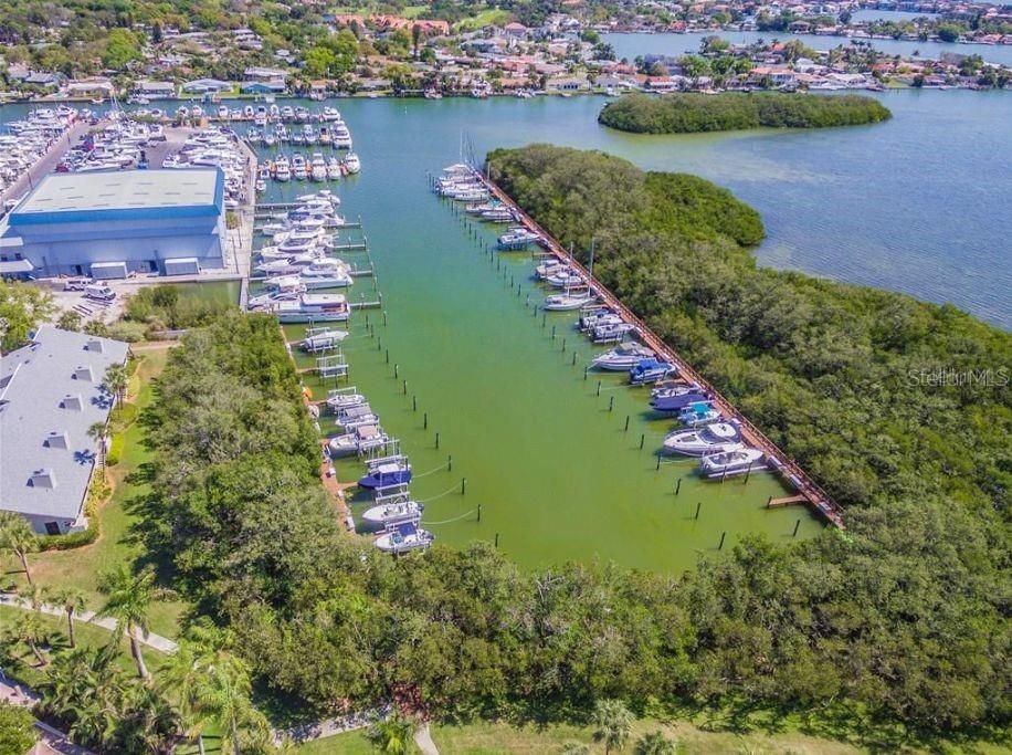 For Sale: $419,000 (2 beds, 2 baths, 1030 Square Feet)