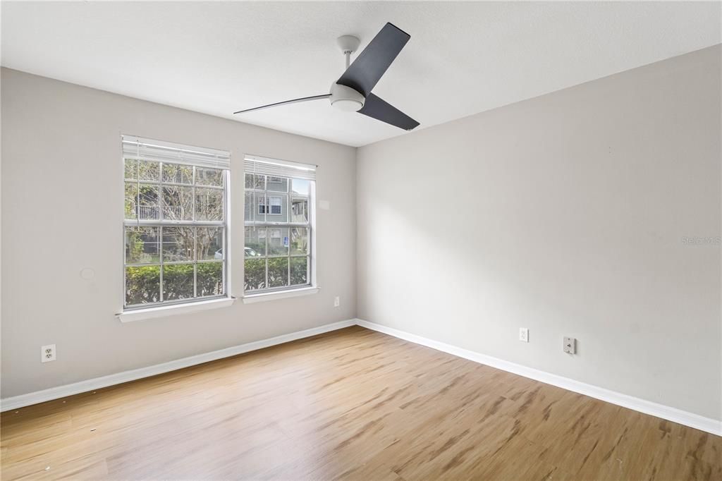 For Rent: $1,650 (2 beds, 2 baths, 943 Square Feet)