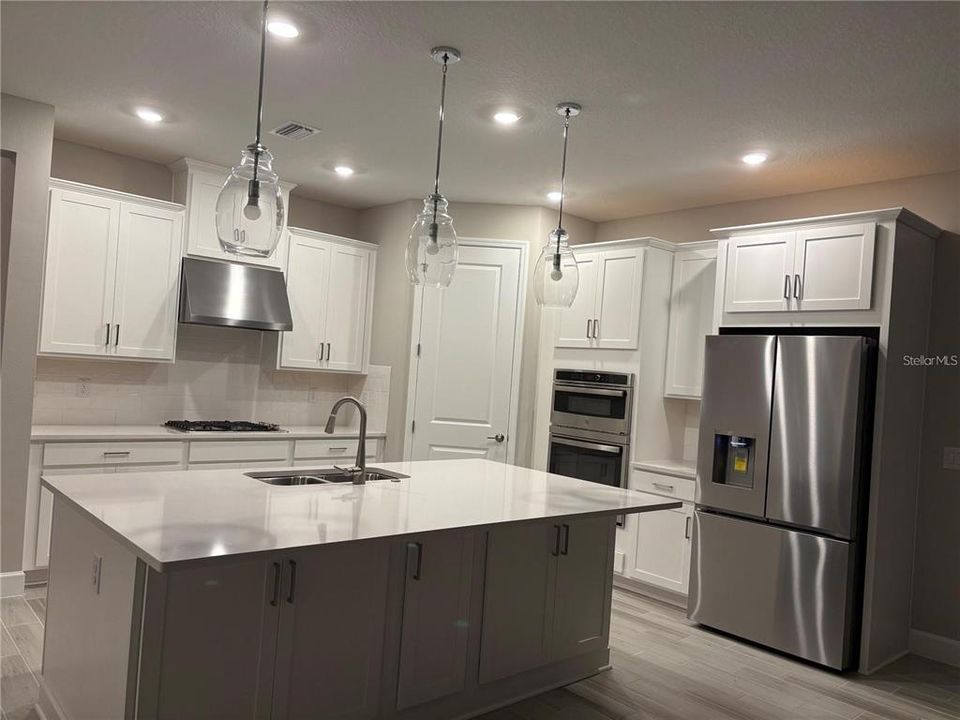 В аренду: $3,250 (4 спален, 3 ванн, 3053 Квадратных фут)