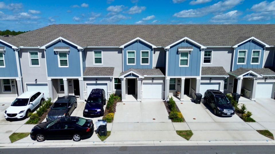 For Rent: $1,950 (3 beds, 2 baths, 1689 Square Feet)