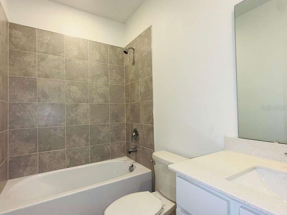 For Rent: $1,950 (3 beds, 2 baths, 1689 Square Feet)