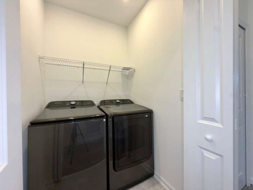 For Rent: $1,950 (3 beds, 2 baths, 1689 Square Feet)