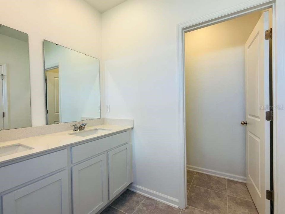 For Rent: $1,950 (3 beds, 2 baths, 1689 Square Feet)