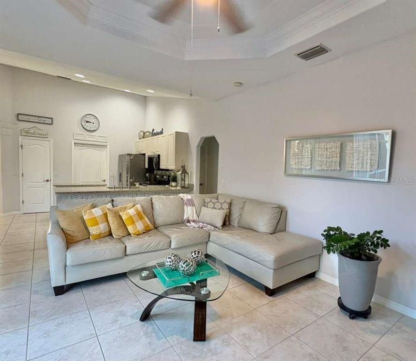 For Sale: $525,000 (3 beds, 2 baths, 1822 Square Feet)