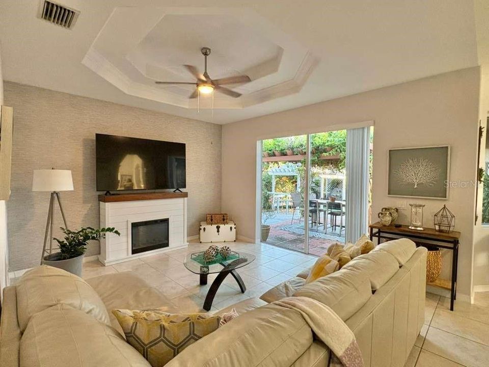 For Sale: $525,000 (3 beds, 2 baths, 1822 Square Feet)