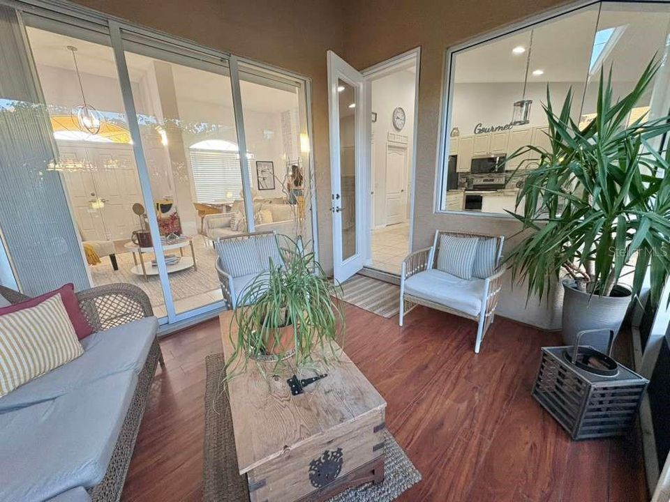 For Sale: $525,000 (3 beds, 2 baths, 1822 Square Feet)