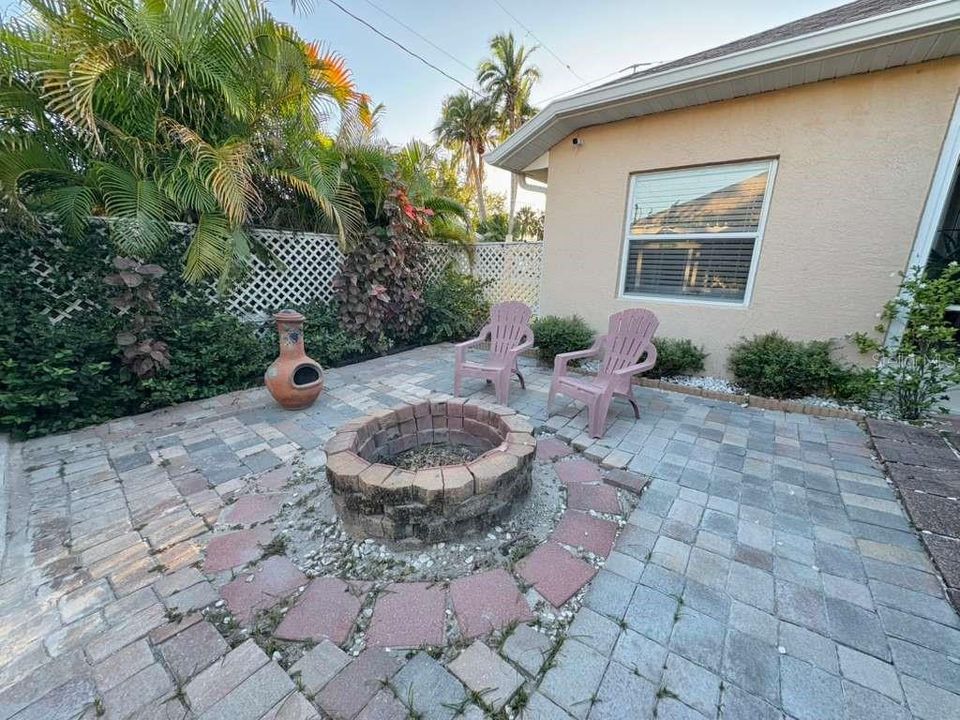 For Sale: $525,000 (3 beds, 2 baths, 1822 Square Feet)