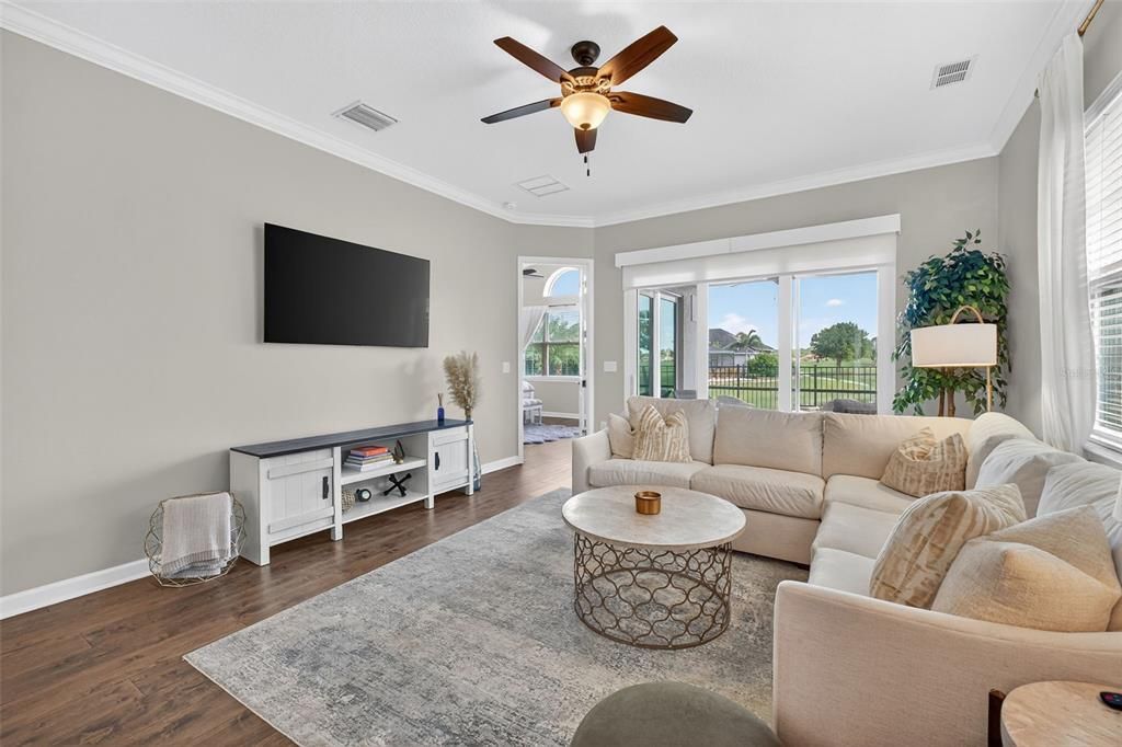 For Sale: $479,000 (3 beds, 2 baths, 1781 Square Feet)