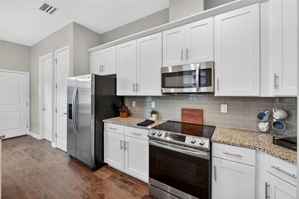 For Sale: $479,000 (3 beds, 2 baths, 1781 Square Feet)