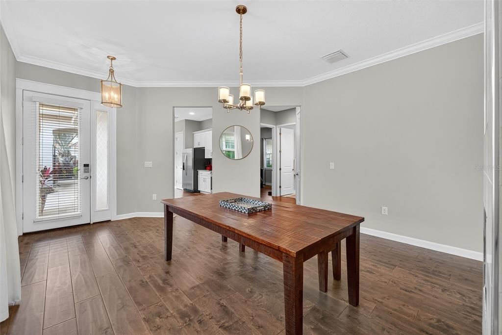 For Sale: $479,000 (3 beds, 2 baths, 1781 Square Feet)