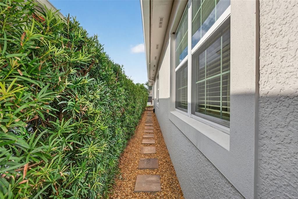 For Sale: $479,000 (3 beds, 2 baths, 1781 Square Feet)