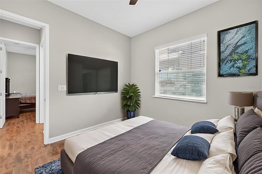 For Sale: $479,000 (3 beds, 2 baths, 1781 Square Feet)