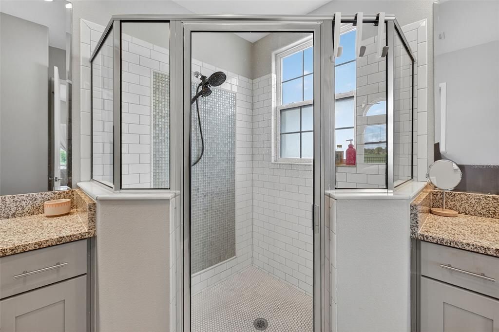 For Sale: $479,000 (3 beds, 2 baths, 1781 Square Feet)