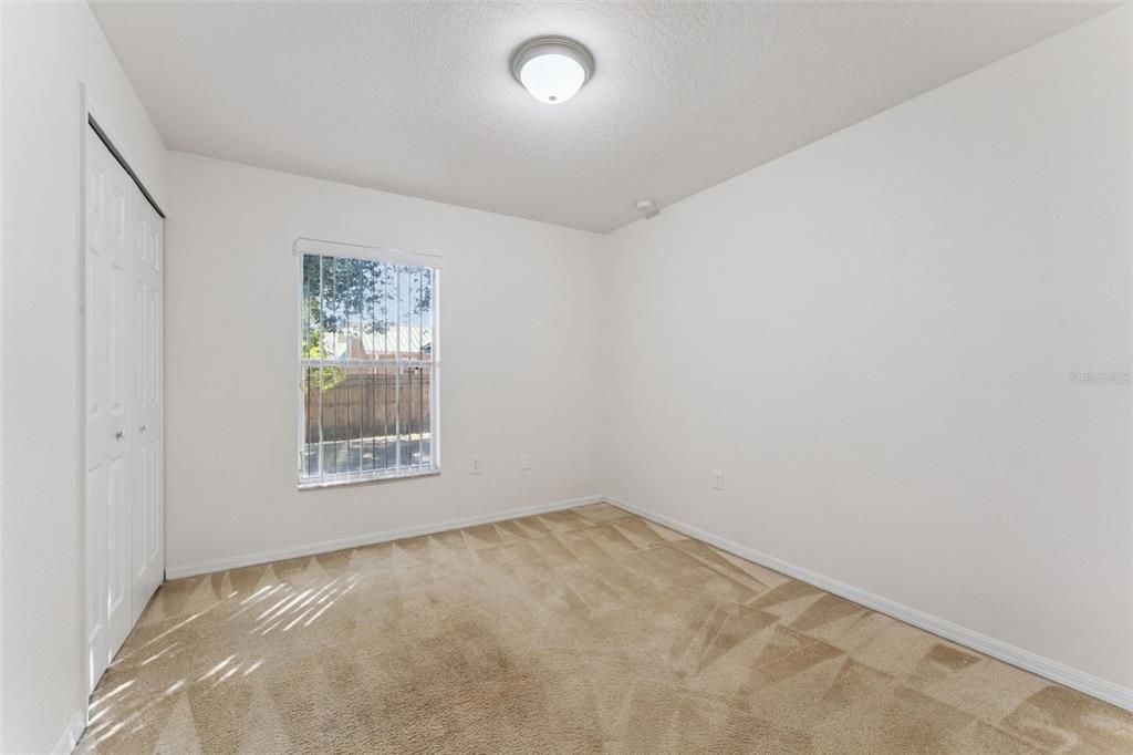 待售: $317,500 (3 贝兹, 2 浴室, 1282 平方英尺)