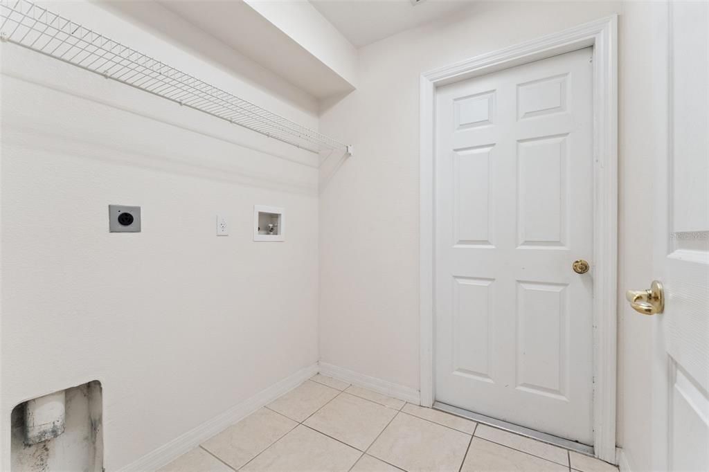 待售: $317,500 (3 贝兹, 2 浴室, 1282 平方英尺)