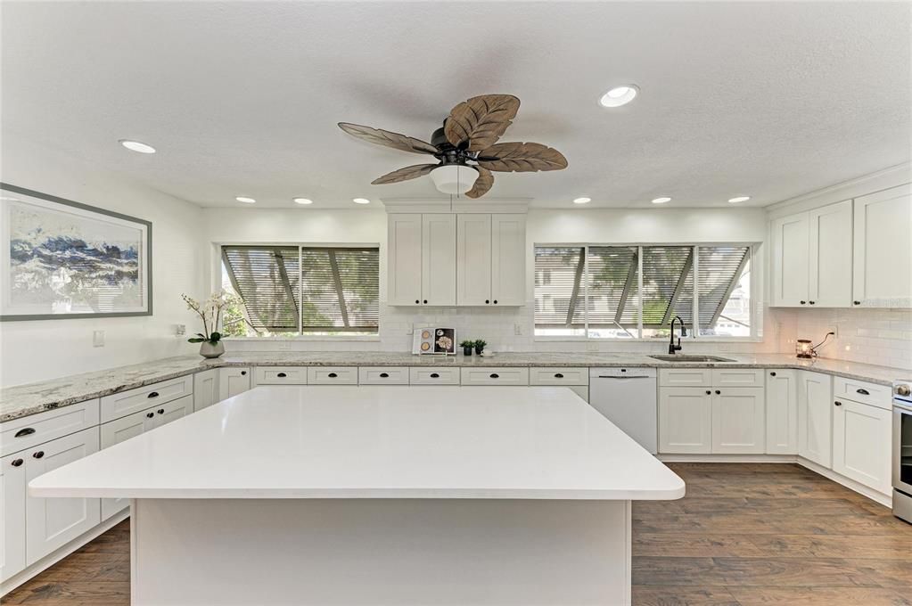 For Sale: $494,900 (3 beds, 3 baths, 2030 Square Feet)