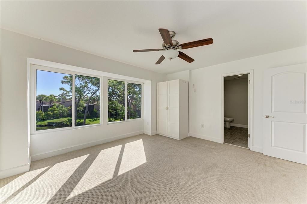 For Sale: $494,900 (3 beds, 3 baths, 2030 Square Feet)