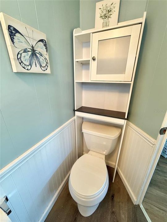 For Sale: $95,000 (2 beds, 2 baths, 893 Square Feet)