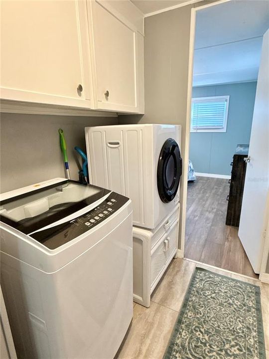 For Sale: $95,000 (2 beds, 2 baths, 893 Square Feet)