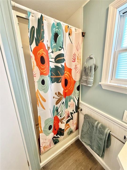 For Sale: $95,000 (2 beds, 2 baths, 893 Square Feet)