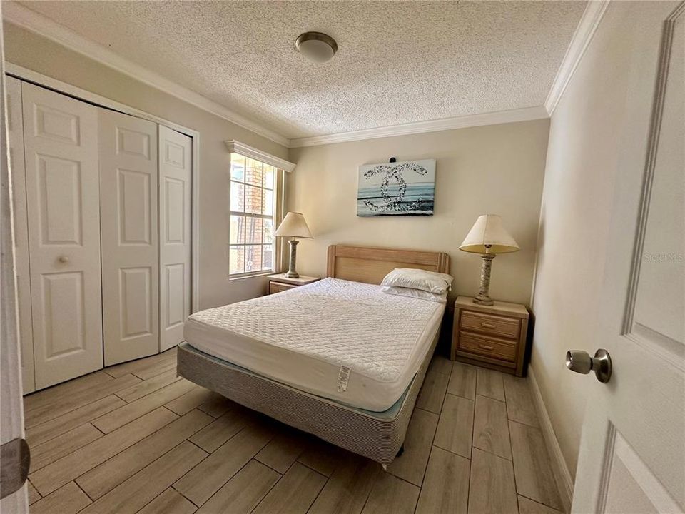 For Rent: $2,000 (3 beds, 2 baths, 1220 Square Feet)