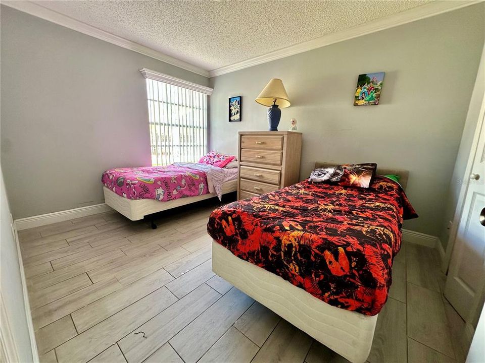 For Rent: $2,000 (3 beds, 2 baths, 1220 Square Feet)