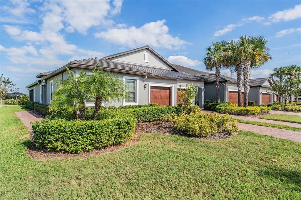 Под контрактом: $280,000 (2 спален, 2 ванн, 1614 Квадратных фут)