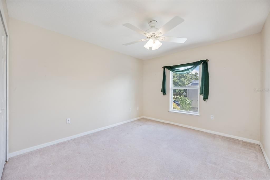 待售: $475,000 (4 贝兹, 2 浴室, 2356 平方英尺)