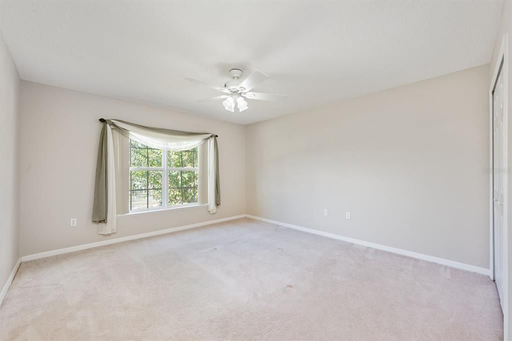 待售: $475,000 (4 贝兹, 2 浴室, 2356 平方英尺)