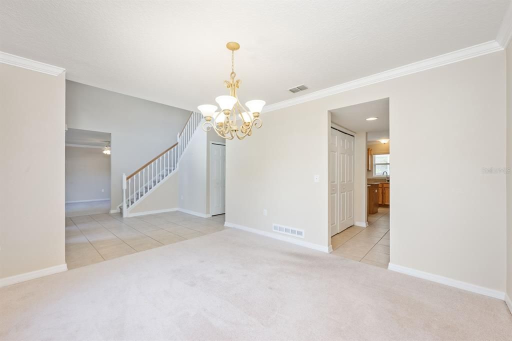 待售: $475,000 (4 贝兹, 2 浴室, 2356 平方英尺)