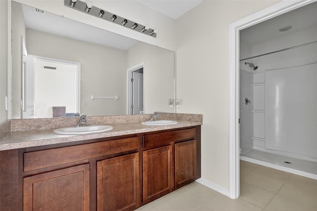 待售: $289,900 (3 贝兹, 2 浴室, 1758 平方英尺)